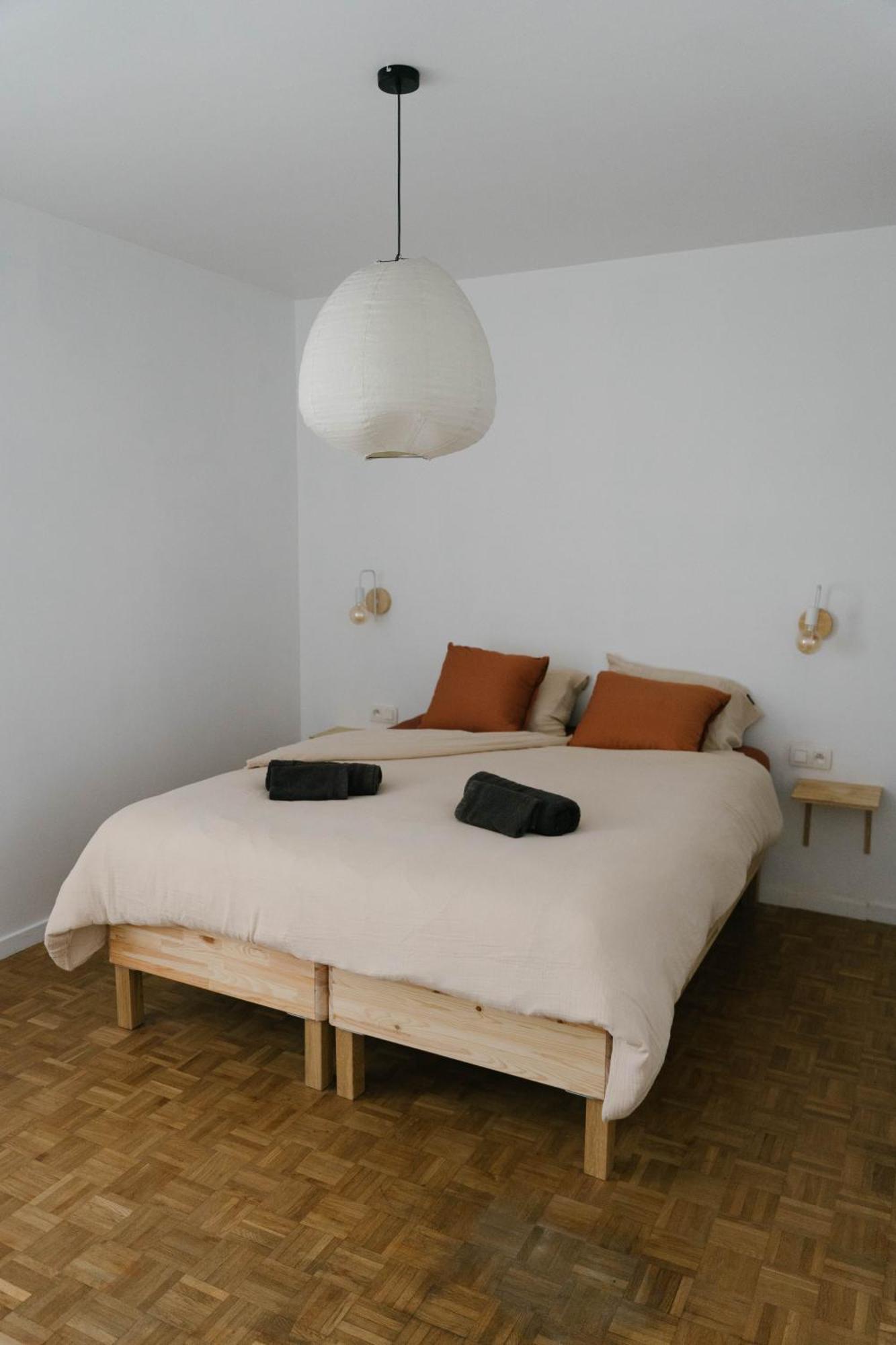 Centrally Located Apartment Close To The Beach Остенде Экстерьер фото